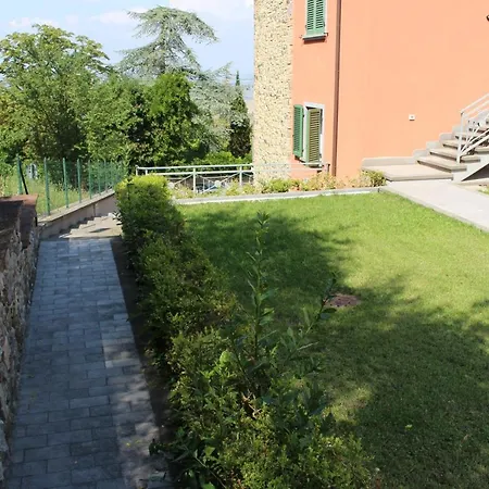 Peaceful Rural Tuscan Retreat *
